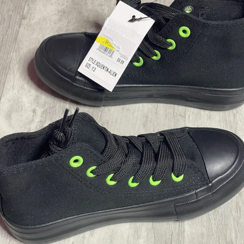 High Top‎ Shoe Youth Sneaker (Black/green Size 13